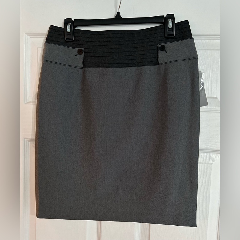 NWT‎ Cass Gray/Black pencil skirt - Size 8